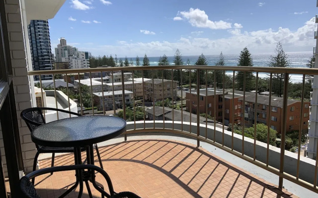 Burleigh Gardens North Hi-Rise