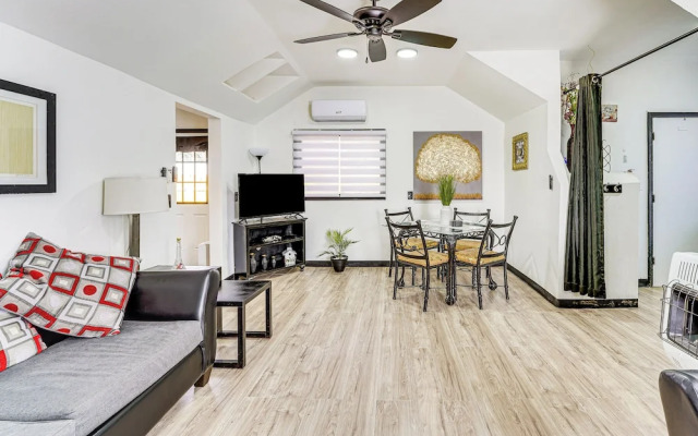 Springdale Vacation Rental ~ 9 Mi to Fayetteville!