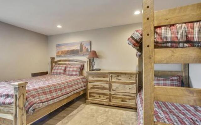 Tannhauser Condominiums