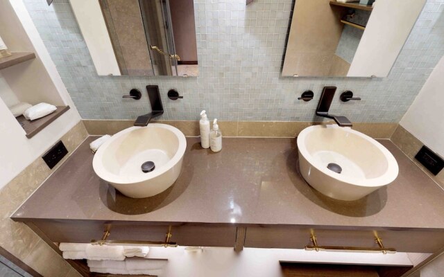 Greenbriar 14 2 Bedroom Condo by RedAwning