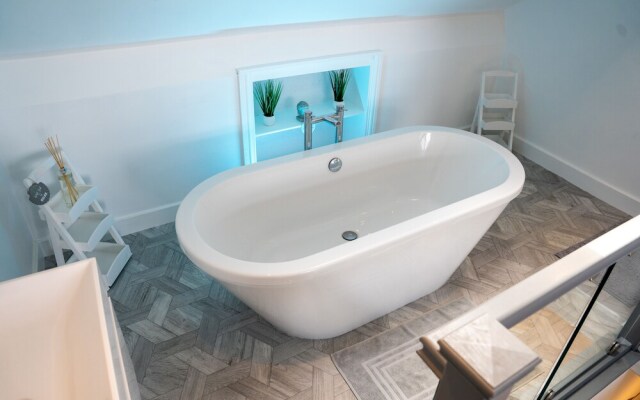 Seaside Cottage Hot tub & Games Room