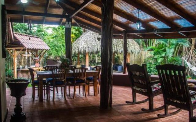 Beachfront Villa Bonita