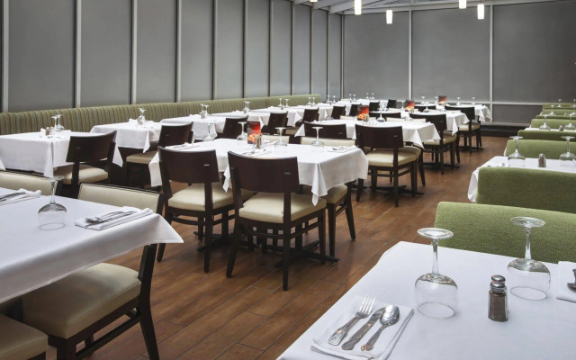 Holiday Inn Manhattan 6th Ave - Chelsea by IHG
