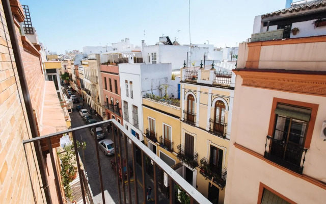 OMM Suites Sevilla by Magno Apartments