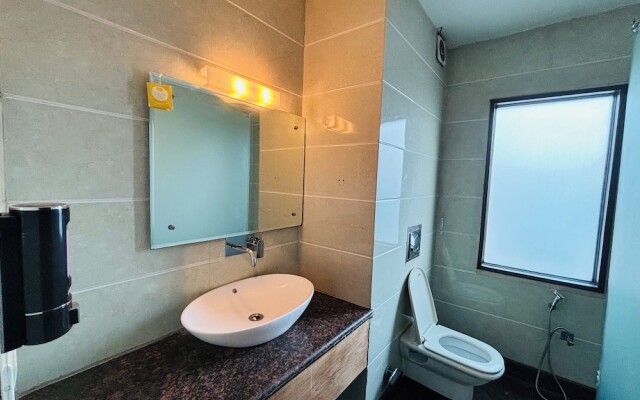 Roomshala 104 Hotel Billions