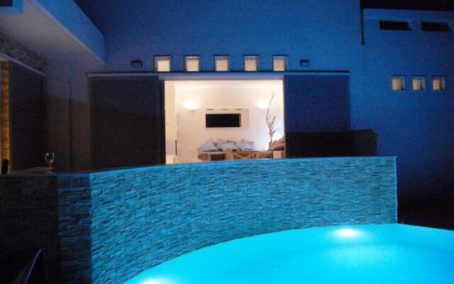 KALITHEA-HILLS VILLA with pool for 8 up to 12 IN RHODES TOWN