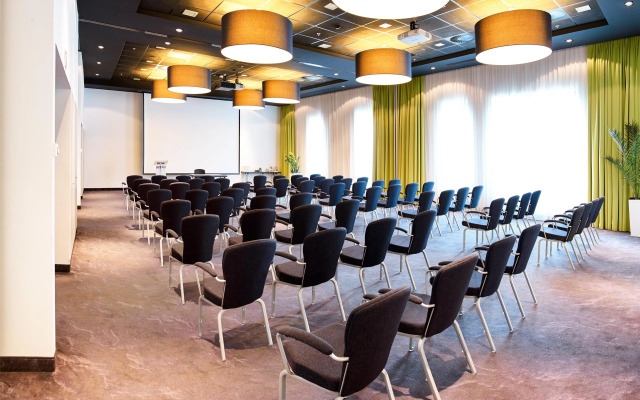 Park Inn By Radisson Leuven