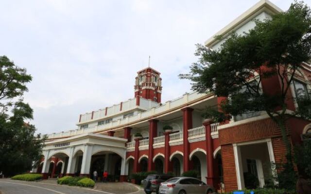 Xinghe Hotspring Spa Holiday Hotel