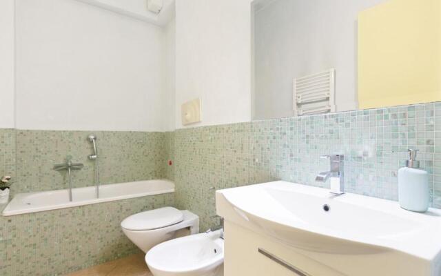 Gavinana Apartment by Mmega