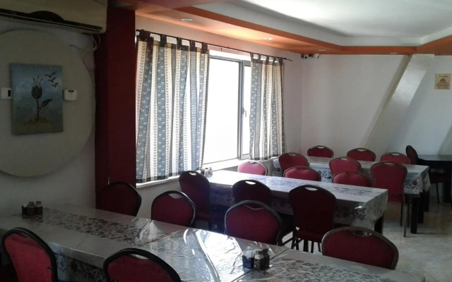 New Metropole Hotel