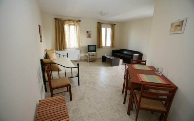 Rastoni Apartments