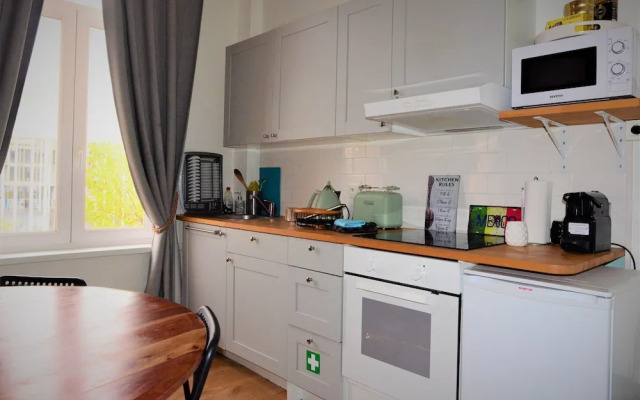 SLEEP INN ANTWERP - Flats & Suites