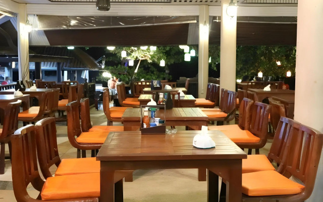 Silver Sand Hotel (SHA Plus+)