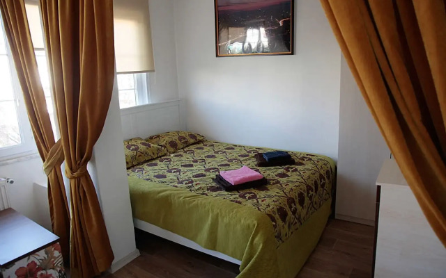 Ayroom