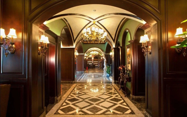 Yunjing Holiday Hotel
