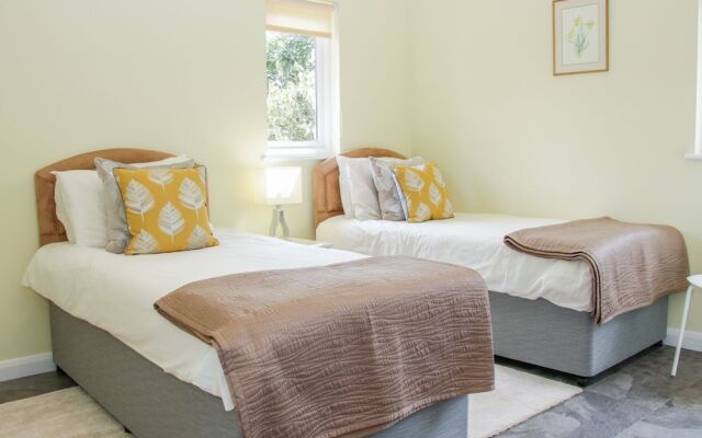 Daffodil Lodge