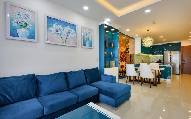 Gold View Apartment Floor 18