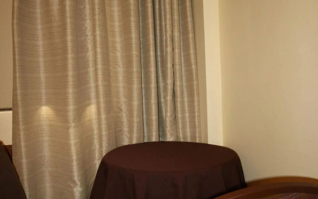 Spring Plaza Hotel