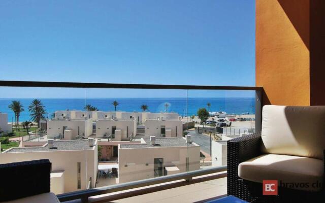 Vila Paradis 2B by Bravos Club