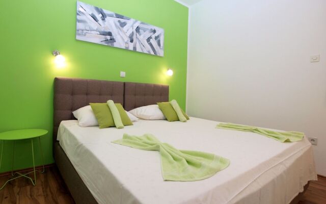 Apartment Neven 810