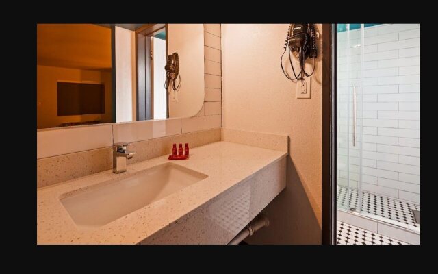 Downtown Phoenix Hotel