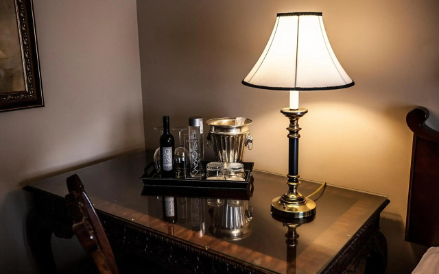 Old Stone Inn Boutique Hotel