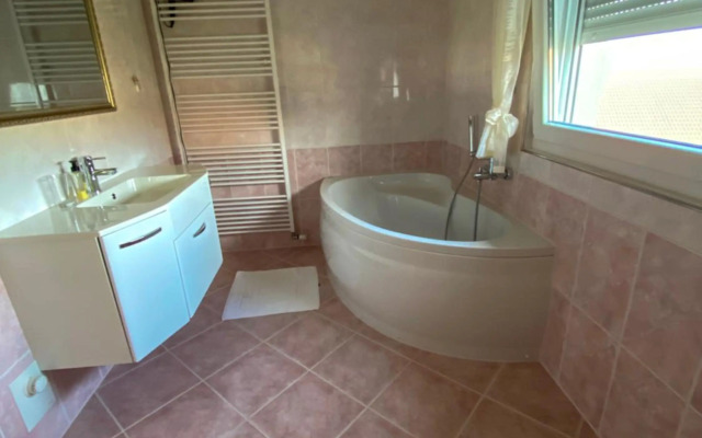 Villa Mebelle mit Meerblick