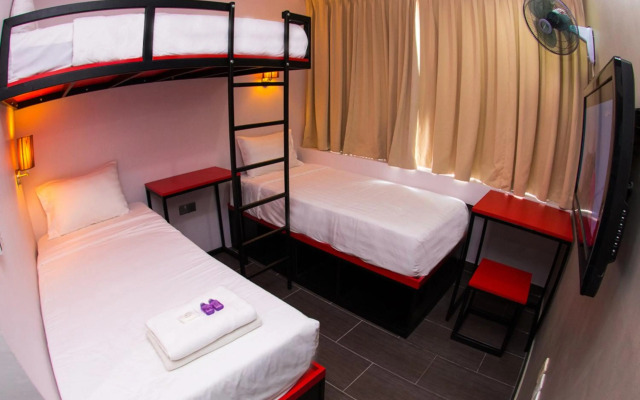 Tune Hotel - Waterfront Kuching