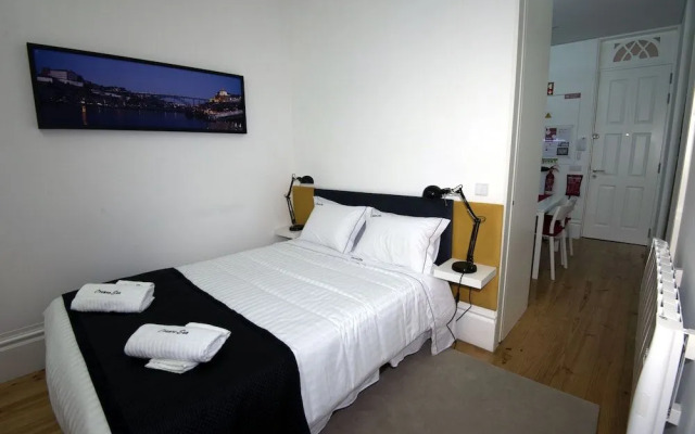 Oporto Sun - Trindade