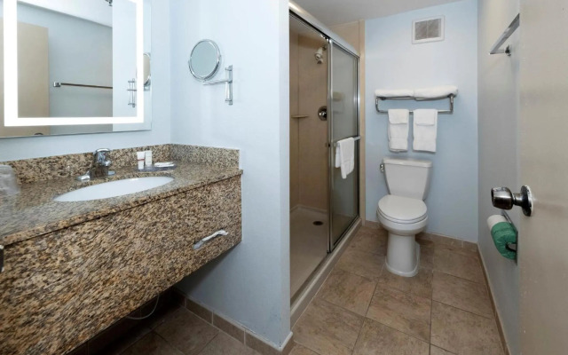 Red Roof Inn & Suites Wilmington - New Castle