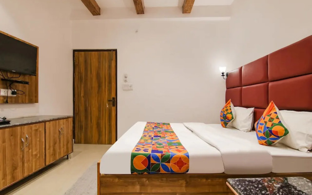 Fabhotel Grover