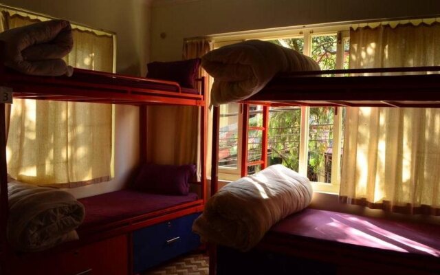 327 Thamel Hotel