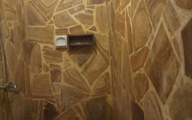 Honey Badger Lodge Moshi