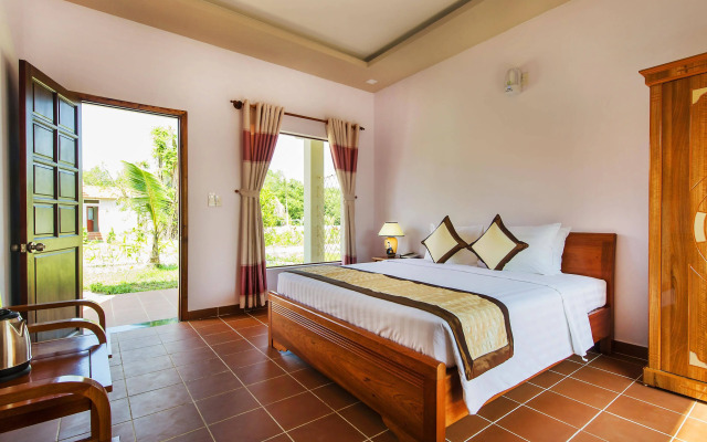 Ong Lang Village Resort