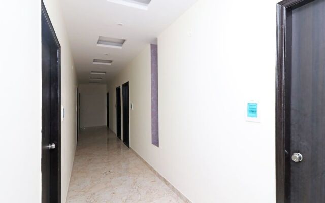 OYO 12472 Hotel Olive