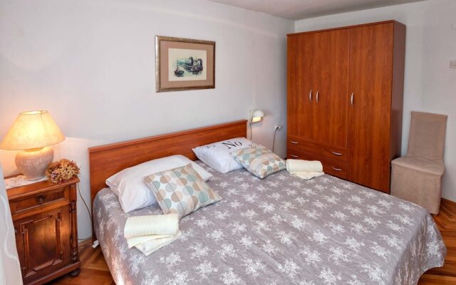 House Darina