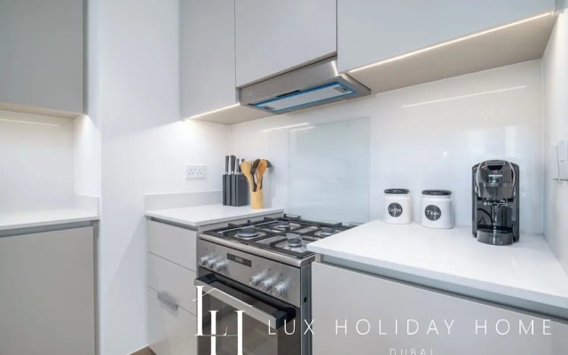 LUX The Dubai Creek Beach Suite 2