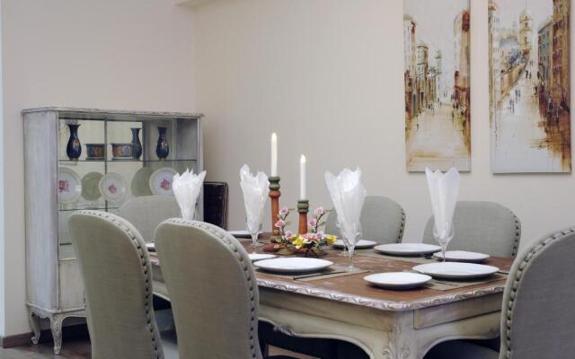 The Central Suites