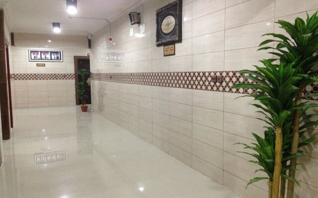 Al Eairy Furnished Apartments Tabuk 2