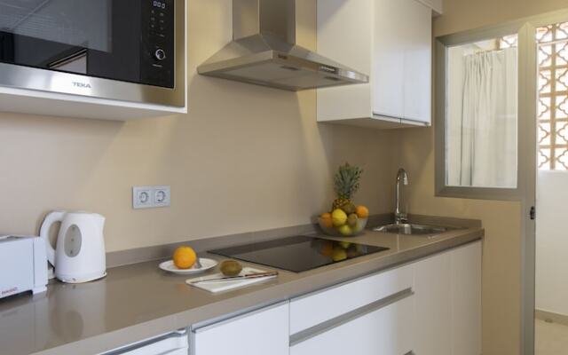 Aparthotel BCL Levante Lux