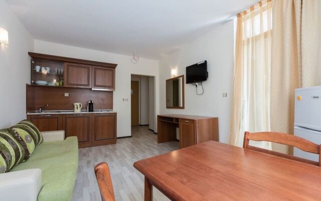 Two Bedroom Apartment with Kitchen & Balcony