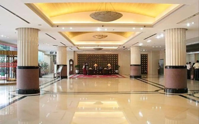 China Palace Hotel B