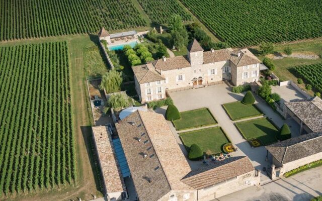 Le Chateau De Besseuil