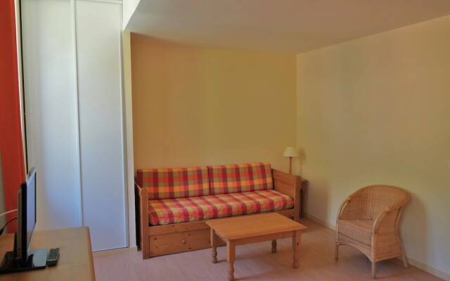 Logement n209 6pers face aux Thermes