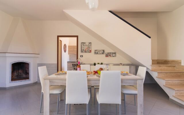 2825 Villa Andromeda by Barbarhouse