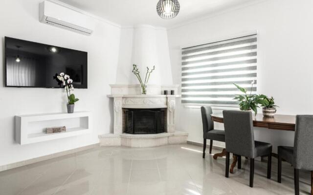 Akasha Villa, an Alluring Retreat,By ThinkVilla