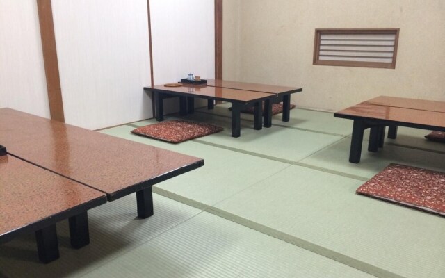 Ryokan Nihonkan Hotel