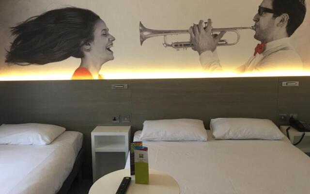 Heeton Concept Hotel Kensington