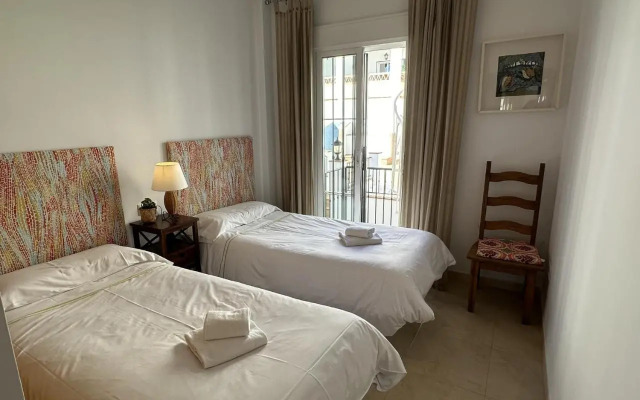 Nerja Paradise Rentals - Apt Chimenea A1E