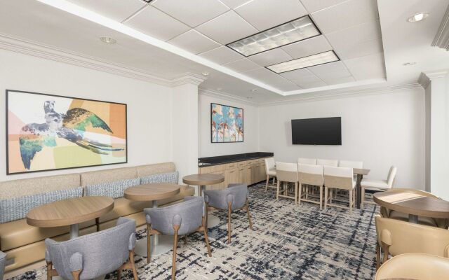 Homewood Suites by Hilton Miami-Airport/Blue Lagoon